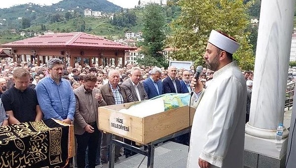 Hastaneye kaldırılan Kazdal burada yapılan bütün müdahalelere rağmen kurtarılamadı. Cenaze namazı ile son yolculuğuna uğurlanan Gizem Kazdal'ın cenaze töreninde baba Ramazan Kazdal ve Yargıtay Üyesi amca Şaban Kazdal ayakta durmakta güçlük çekti. Gizem Kazdal cenaze namazının ardından Kıbledağı köyündeki aile kabristanlığına defnedildi.