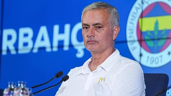 Jose Mourinho, maç öncesi röportajında "Bu maç için özel bir hazırlığa gerek yok. Futbolcular zaten bu maçın ruhunu ve önemini biliyorlar. Diğer maçlara göre özel bir hazırlık aşaması olmadı" dedi.