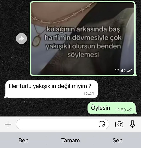 Bir Twitter (X) kullanıcısı da erkek arkadaşının yaptırdığı "baş harfi" dövmesini paylaştı.