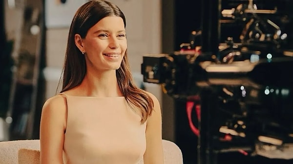 Beren Saat'in 'Rengin Alaz' adlı bir gazeteciye hayat vereceği filmde, Yiğit Özşener ve Furkan Andıç da rol alacak.