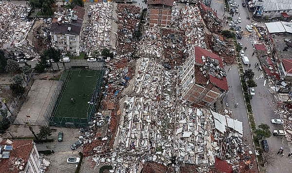 Rapora göre Kahramanmaraş fay zonlarının bazılarında deprem üretme potansiyeli bulunmuyor. Bu çerçevede bu alanlarda tedbirler doğrultusunda yeniden yapılaşma olabilir.