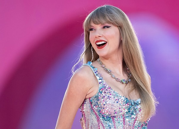 Şarkıları dinlenme rekoru kıran Taylor Swift'in konserleri sırasında adeta küçük çaplı deprem yaşandığı da biliniyor. Bu deprem mecazi anlamda değil...