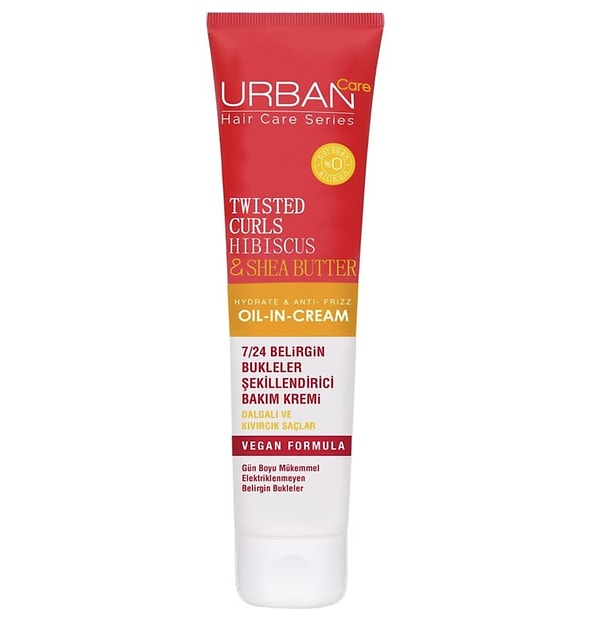 URBAN Care Twisted Curls Hibiscus & Shea Butter, kuru, kabarık ve elektriklenen dalgalı ile kıvırcık saçlar için özel olarak tasarlanmış bir durulanmayan bakım kremidir.