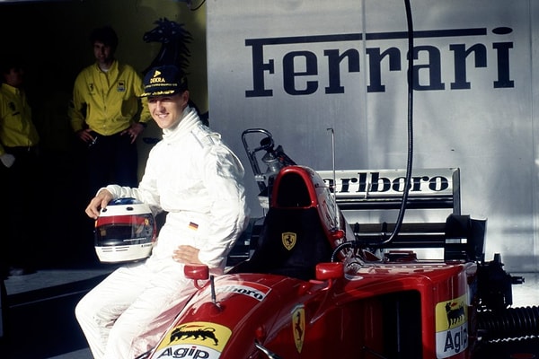 Ferrari'ye Gitmek Büyük Riskti ama Schumi Risk Almaktan Çekinmedi