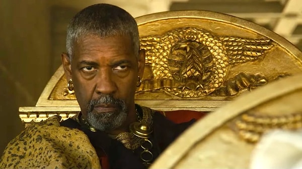 Lucius'u Paul Mescal, General Marcus Acacius'u Pedro Pascal, Macrinus'u Denzel Washington ve İmparator Geta'yı ise Joseph Quinn canlandırıyor.