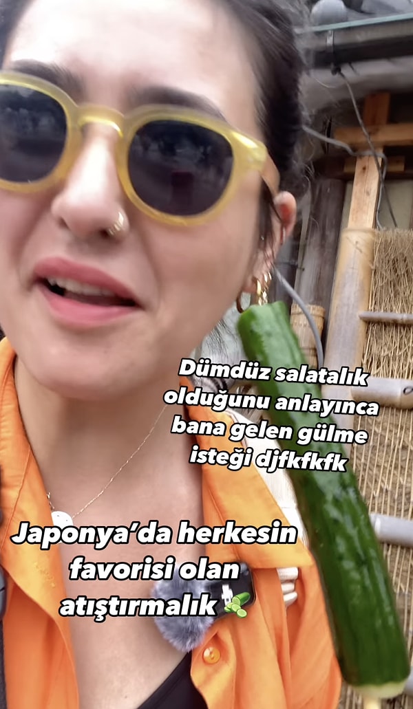 Video paylaşımında, Japonların bu salatalığı büyük bir zevkle yediğini anlatan genç kadın, tadının ise tuzlu salatalıktan pek de farklı olmadığını belirtti.