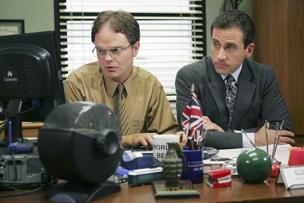 2005-2013 yılları arasında yayınlanan The Office dizi tarihinin kesinlikle en ikonik işlerinden.