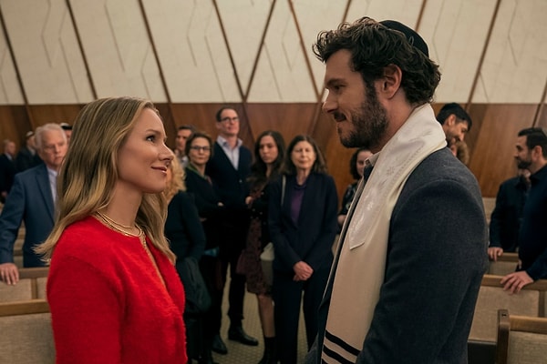 Erin Foster'in yaratıcısı olduğu ve başrollerinde Kristen Bell, Adam Brody ve Justine Lupe'un oynadığı 'Nobody Wants This' Netflix'te gösterime girdi.