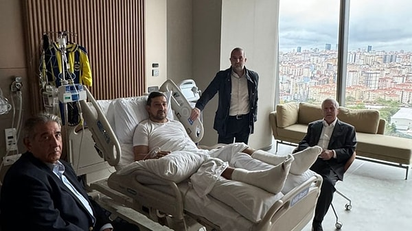 Serhat Akın'a silahlı saldırı düzenleyen ismin Gürcistan'da firari olarak bulunan Hasan Şahin olduğu iddia edilmişti. Şahin'in 'cinayetten', 'yaralamaya' kadar çok sayıda suç kaydı olduğu belirtiliyor.