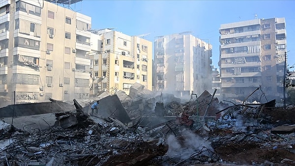 İsrail’in Gazze’de yaptığı katliam sonrasında Lübnan’a saldırması ve Hizbullah lideri Hasan Nasrallah’ı hava saldırısında öldürmesi  Orta Doğu’da yeni savaş başlamasına neden oldu.