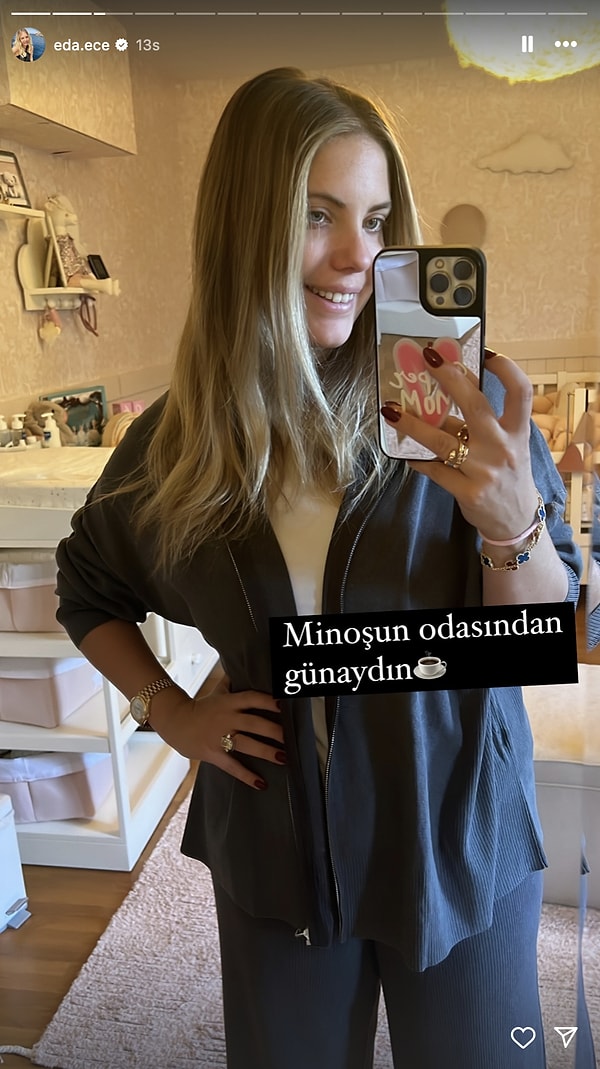 Eda Ece, gözünü kızının odasında açtı.