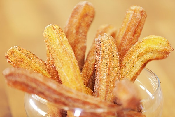 5. Tarçınlı Churros