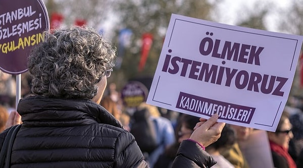 Bugüne kadar, kadınlar kendilerine şiddet uygulayan kişiler hakkındaki şikayetlerini pek çok kez geri çekmek zorunda kaldı.