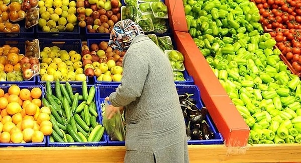 Megakentte yaşamanın maliyeti geçen yılın eylül ayına göre yüzde 60.30 arttı. Araştırmada temel tüketim malzemeleri de yer aldı.