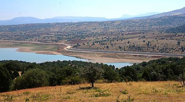 Daha önce yapılan araştırmalar, litosferik damlama olayı nedeniyle Orta Anadolu Platosu'nun son 10 milyon yılda bir kilometre kadar yükseldiğini gösteriyor.