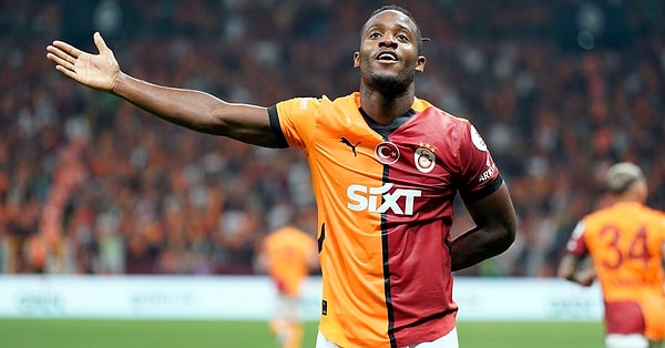 Ligde oynanacak Alanyspor maçı öncesinde Batshuayi'nin hesabından kafaları karıştıran bir paylaşım geldi.