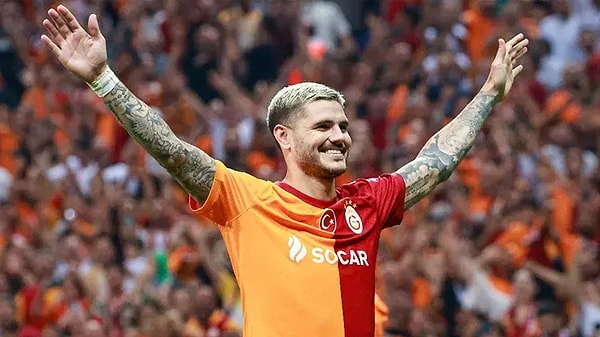 Galatasaray-Alanyaspor maçının ardından Mauro Icardi, İstanbul'dan ayrılarak özel uçağıyla İspanya'nın tatil beldelerinden Kanarya Adaları'na uçtu.