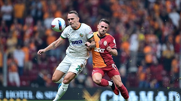 Galatasaray, Süper Lig'deki son maçında Alanyaspor'u konuk etmiş, sahadan 1-0'lık galibiyetle ayrılmıştı.