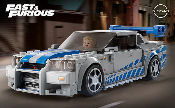 9. Lego Speed Champions - Fast & Furious Nissan Skyline GT-R Yapım Seti