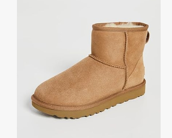 8. UGG W Classic Mini II 1016222