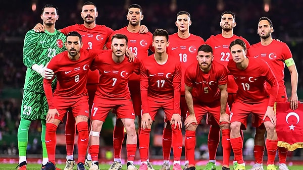 Uluslararası Spor Araştırmaları Merkezi'nin verileriyle hazırlanan listede transfer değeri en yüksek on Türk futbolcu sıralandı.