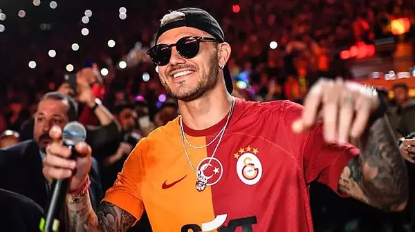 Galatasaray taraftarının sevgilisi olan ancak son dönemlerdeki performansıyla eleştiri de alan Icardi, milli arayı yine tatille geçirme kararı almıştı.