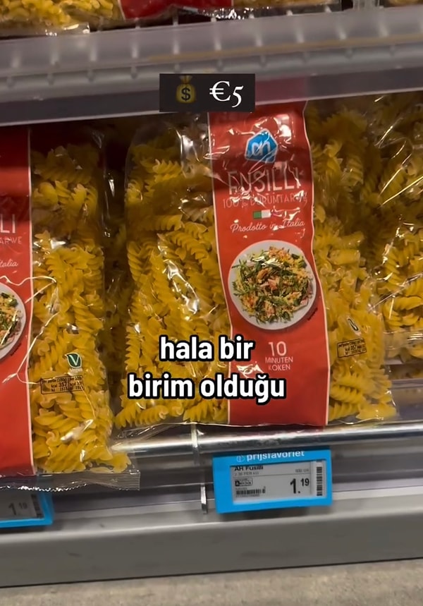 Kadın evin birkaç ihtiyacını almıştı ve alışverişi 15 Euro tuttu. İade ile aynı ücret olduğu için ekstra bir ödeme yapmadı. İzleyicilerin dikkatiniyse fiyatlar çekti.