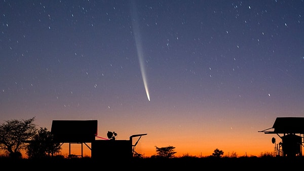 Tsuchinshan Atlas, periyodik olmayan kuyruklu yıldızlardan biri ve nadiren Dünya’ya bu kadar yakın geçiş yapıyor. 2023’ün başlarında Çin ve Güney Afrika’daki teleskoplarla keşfedilen bu kuyruklu yıldız, güneş sistemimizin en dış bölgesindeki Oort Bulutu’ndan geliyor.