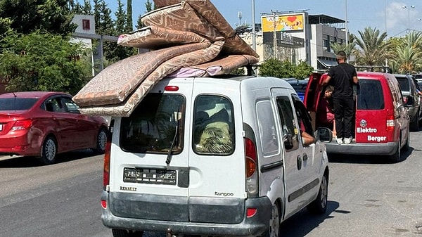 "Şu ana kadar sınırımıza gelen büyük bir grup yok" denilen açıklama şöyle devam etti: 👇