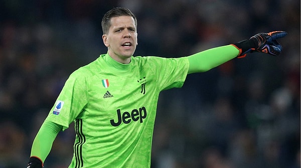 Wojciech Szczesny, "Eğer birileri kişisel hayatımı değiştirebileceğini düşünüyorsa, bir daha deneyin, bugüne kadar hiç işe yaramadı." dedi.