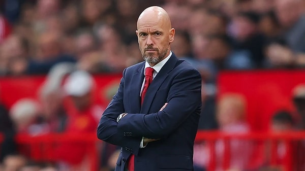 Football Insider'a göre Erik ten Hag, Altay Bayındır'ın transferinin ardından iki hafta boyunca millî kaleciyle iletişim kurmadı. Altay takımda sadece kaleci hocasıyla konuşabildi.