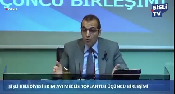 Çocukların beslenme sıkıntısını ve okullardaki temizlik şikayetlerini değerlendiren Şahan, "Biz Şişli’de çocukları okula aç göndermeyeceğiz. Şişli’deki bütün pis okulları temizleyeceğiz. Bana bir fotoğraf geliyor, veliler okul temizliyor.Devlet yetmiyor, kurumlar çöktü. Bunu kabul edin artık." ifadelerini kullandı.