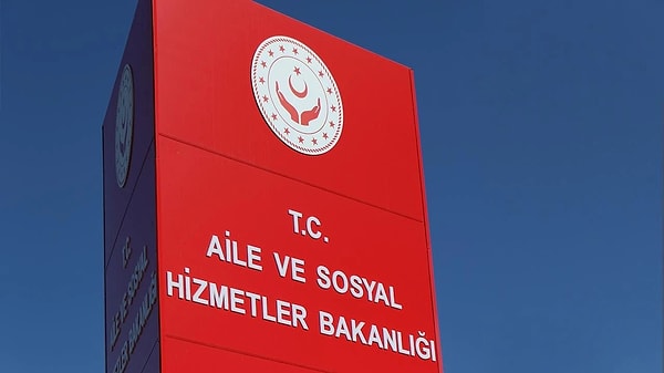 Adaylar, başvurularını 15- 30 Ekim 2024 tarihleri arasında son gün saat 23.59’a kadar Cumhurbaşkanlığı Kariyer Kapısı (https://isealimkariyerkapisi.cbiko.gov.tr) üzerinden Edevlet şifresi ile giriş yaparak gerçekleştirebilecekler.