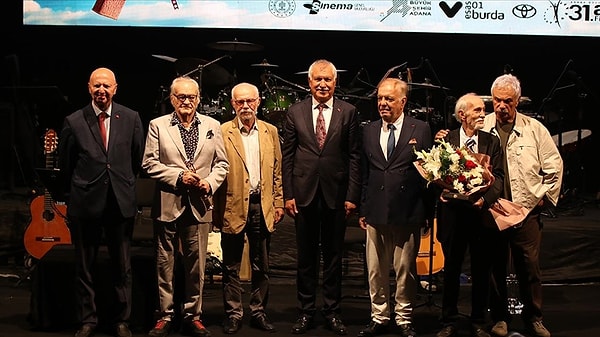 Adana Büyükşehir Belediyesi tarafından bu yıl 31. kez düzenlenen Uluslararası Adana Altın Koza Film Festivali'nde, Ulusal Uzun Metraj Film Yarışması'nın ödülleri sahiplerini buldu.