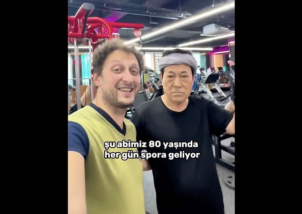 Sinan Sağlam isimli bir sosyal medya kullanıcısı, Güney Kore'de bir spor salonuna gitti.