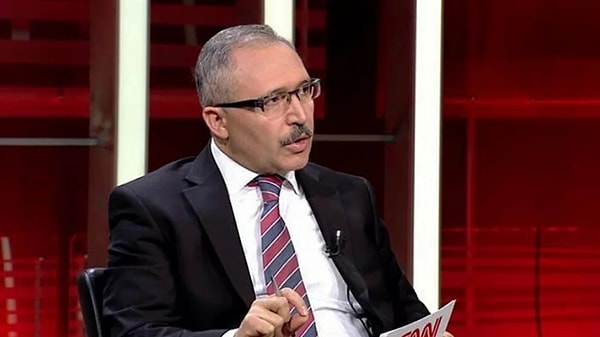 Hürriyet yazarı Abdulkadir Selvi tartışmalara ilişkin bugün kaleme aldığı yazısında "Yeni bir çözüm süreci gündemde değil" dedi, çağrının "terörün bitirilmesine" yönelik olduğunu belirtti. Selvi ayrıca terörist başı Abdullah Öcalan'la ilgili önemli bir kulis bilgisini aktardı.