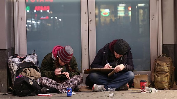 Ancak bu durumu ele almak ve kalıcı çözümler üretmek toplumun geleceği için hayati bir önem taşıyor. Eğer bu mesele göz ardı edilirse sadece Amerika'nın değil, diğer ülkelerin de benzer sorunlarla karşılaşması kaçınılmaz olacaktır.