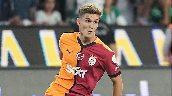 Ajansspor'da yer alan bir habere göre Jelert transferi için ilginç bir iddia ortaya atıldı. İddiaya göre Jelert, Galatasaray için neredeyse son çareymiş.