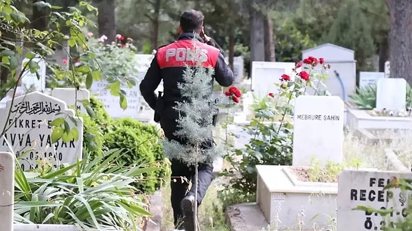 Ailenin şikayeti üzerine İzmir Cumhuriyet Başsavcılığınca mezarda inceleme yapıldı. İki insana ait olduğu tespit edilen kemikler, kimlik tespiti ve DNA tiplemesinin yapılması için İstanbul Adli Tıp Kurumu Başkanlığına gönderildi.