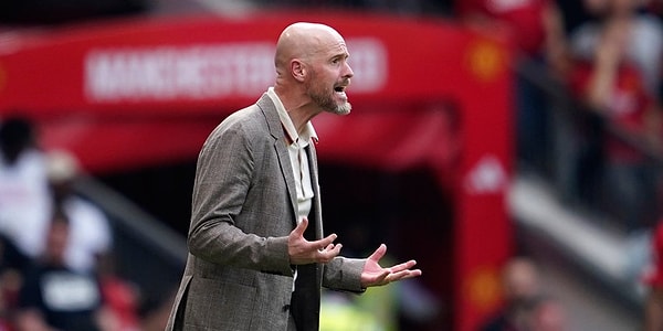 "Başarılı olabilecek misiniz?" sorusuna Erik Ten Hag, "Elbette içinde bulunduğumuz durumdan memnun değiliz ancak yine de kulüp içinde her şey sessiz ve sakin" dedi.