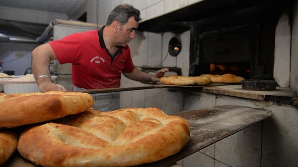 “Fırıncı aslında devletten KDV alacağı olmasına rağmen bunu tahsil edemiyor, etmekte güçlük çekiyor.”