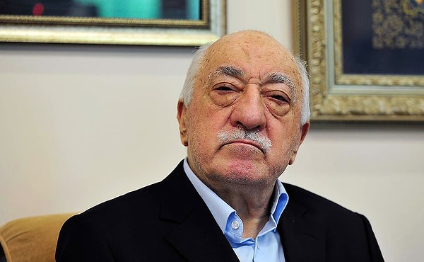 Hayatını ABD'nin Pensilvanya eyaletinde devam ettirip Türkiye Cumhuriyeti’ne yönelik çeşitli komplo girişimlerinde bulunan Fethullahçı Terör Örgütü lideri Fethullah Gülen'in ölümü gündeme bomba gibi düşmüştü.