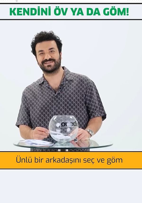 Hasan Can Kaya, arkadaşlarını ve kendini övdüğü ya da gömdüğü mini bir oyunla dürüstlüğünü konuşturdu.