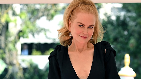 Dünyaca ünlü oyuncu Nicole Kidman şu sıralar erotik gerilim türündeki 'Babygirl' filmiyle adından sıkça söz ettiriyor. 57 yaşındaki ünlü oyuncu geçtiğimiz günlerde 28 yaşındaki Harris Dickinson ile canlandırdığı sevişme sahneleri hakkında dikkat çeken bir itirafta bulundu.