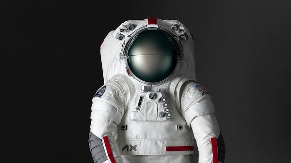 The astronaut suit combines both functionality and aesthetics.