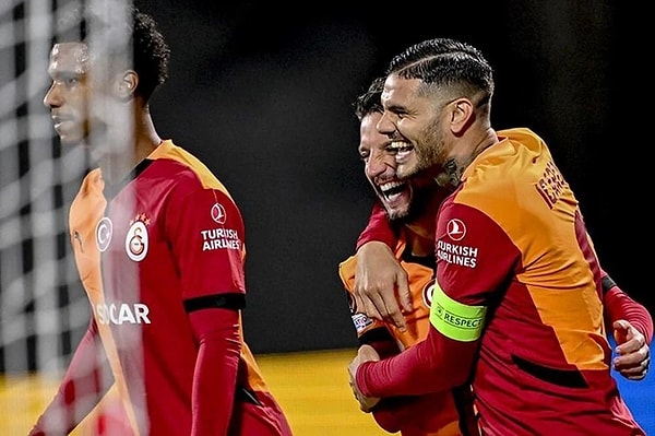 Bu akşam RAMS Park'ta İsveç temsilcisi Elfsborg'u ağırlayan Galatasaray, sürprize yer vermeyerek rakibini 4-3'lük skorla geçmeyi bildi.