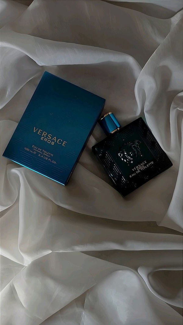 5. Versace Eros Edt 100 ml Erkek Parfümü