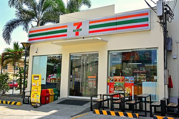 7-eleven* kapanınca (Tayca)