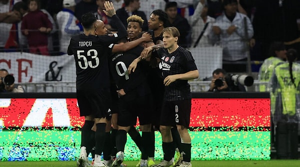 Beşiktaş, Gedson Fernandes'in 71. dakikada attığı golle Lyon'u 1-0 mağlup etmeyi başardı. Siyah-Beyazlıların elde ettiği bu zaferin Fransız basınında da geniş yankıları oldu.