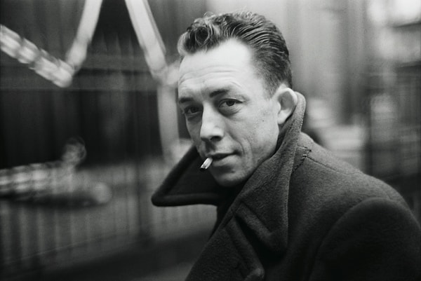 6. "Bugün annem öldü. Belki de dün öldü, bilmiyorum." diye başlayan Albert Camus kitabı hangisidir?